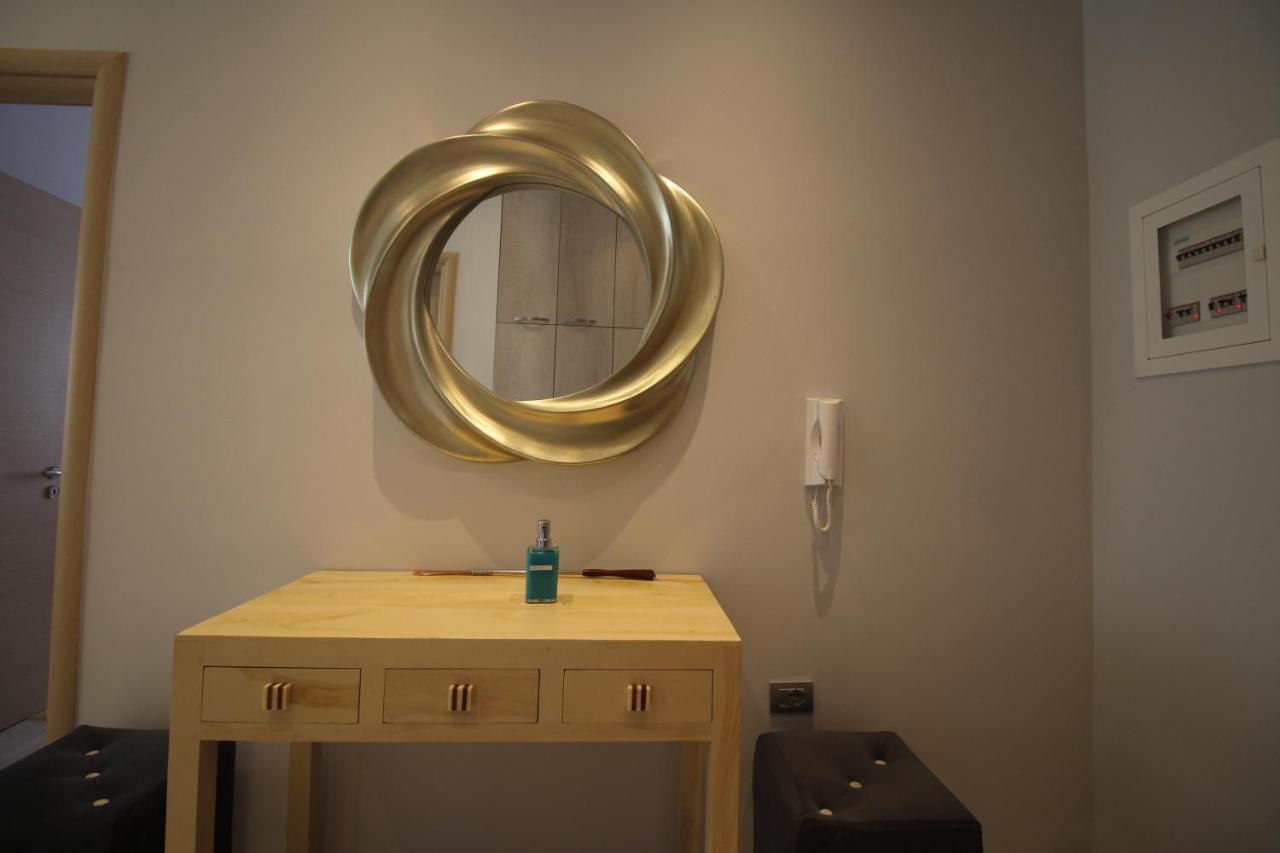 Luxury Seafront Apartments Sarandë Eksteriør bilde