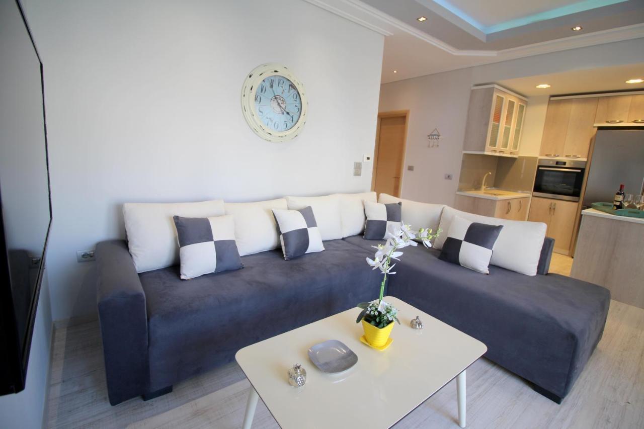 Luxury Seafront Apartments Sarandë Eksteriør bilde