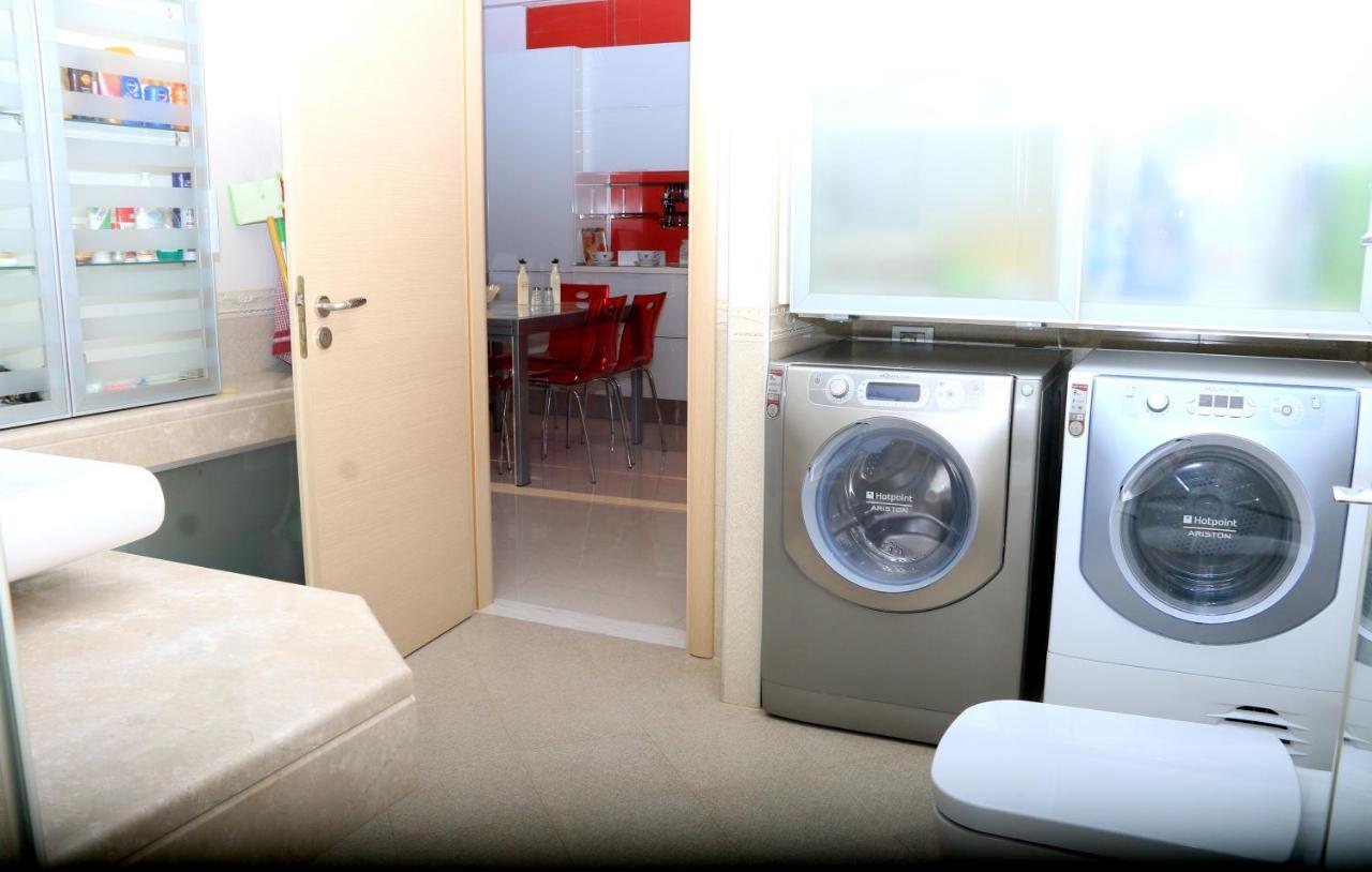 Luxury Seafront Apartments Sarandë Eksteriør bilde
