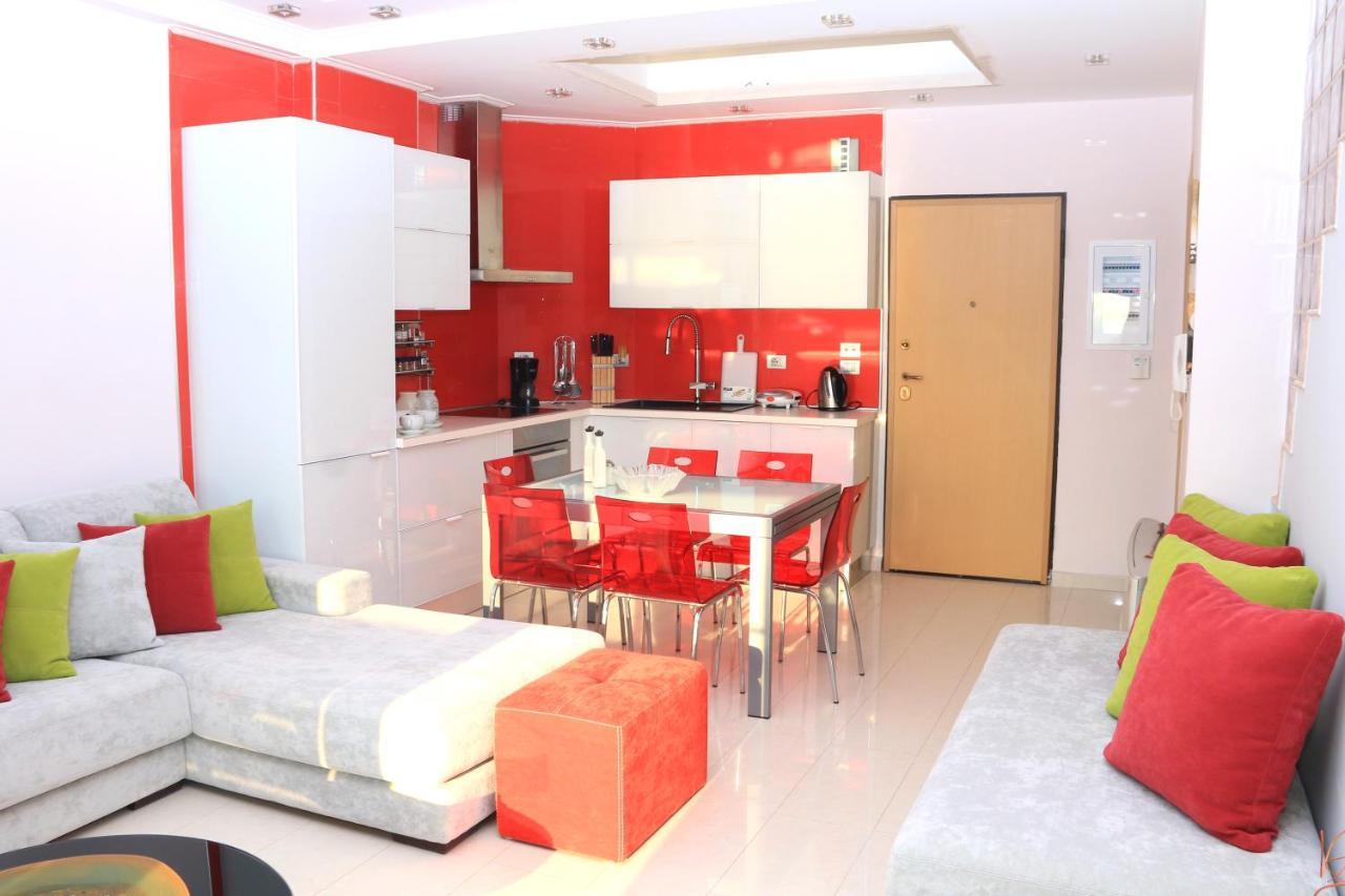 Luxury Seafront Apartments Sarandë Eksteriør bilde