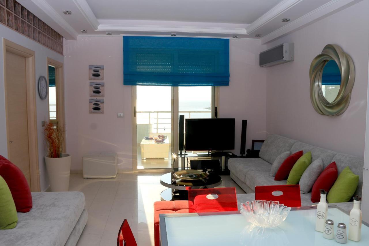 Luxury Seafront Apartments Sarandë Eksteriør bilde