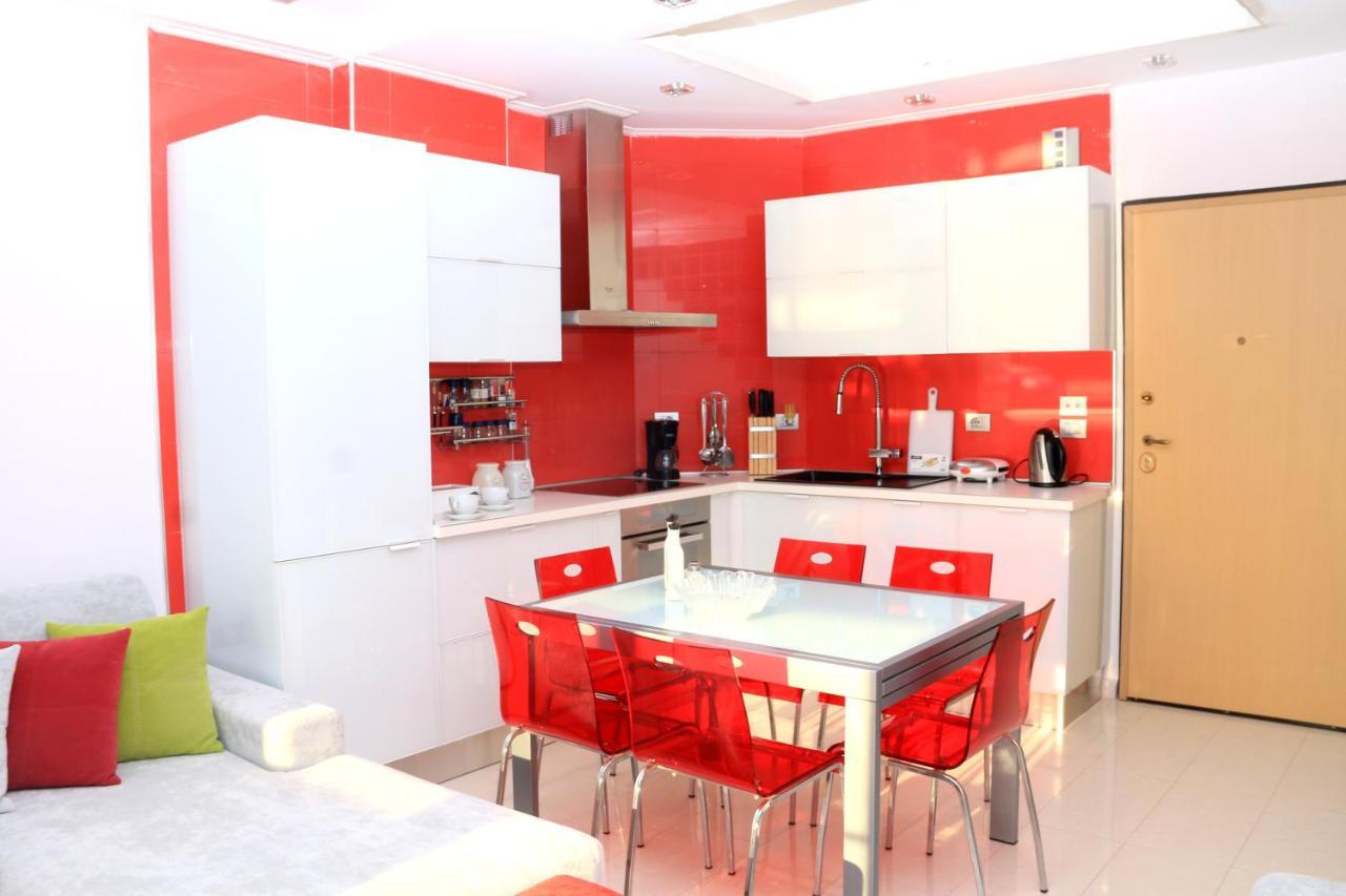 Luxury Seafront Apartments Sarandë Eksteriør bilde